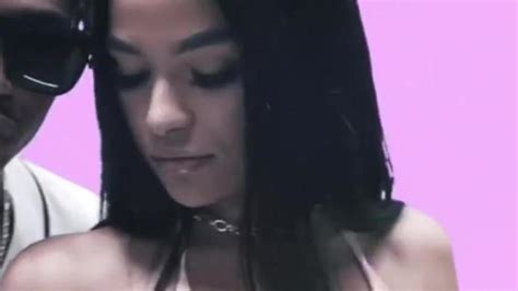 Cardi B Twerking Naked In Glokenzo Music Video Full Video On Youtube Nun Sum Glokenzo Alexis