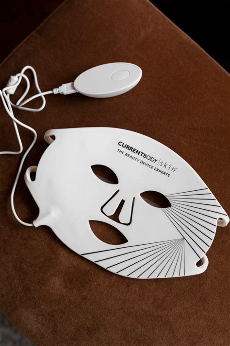 CurrentBody LED Mask Review - wit & whimsy