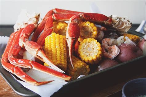 Snow Crab Boil with Corn and Potatoes - Daily Ciabatta