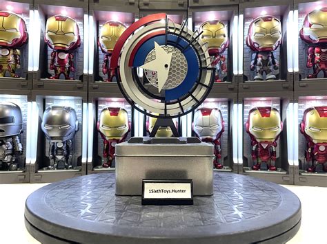 Marvel Iron Man Hot Toys Scale Mms Tony Stark With Arc Reactor Creation Captain America