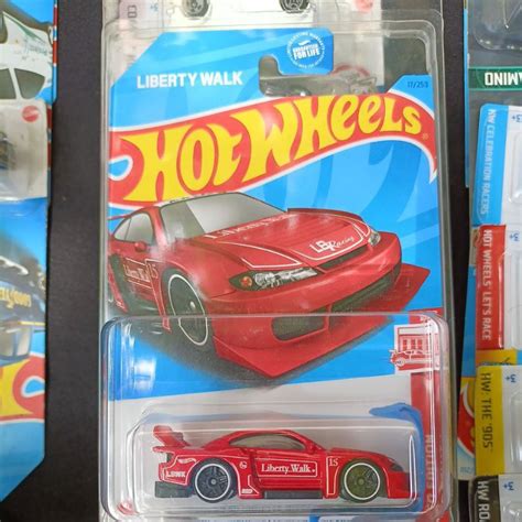 Hot Wheels Nissan Silvia S15 Lbwk From Set Of 5 Boulevard 91 95 Free Protector Shopee Malaysia