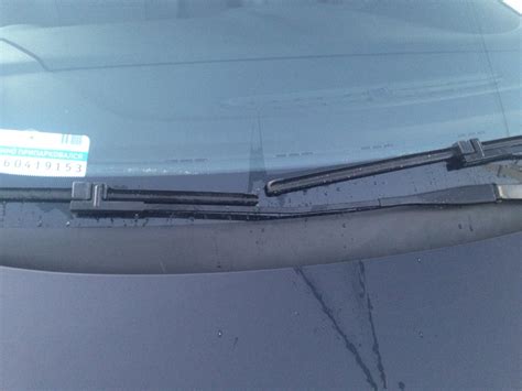 Покрасил поводки дворников — Ford Focus II Hatchback, 1,8 л, 2007 года ...