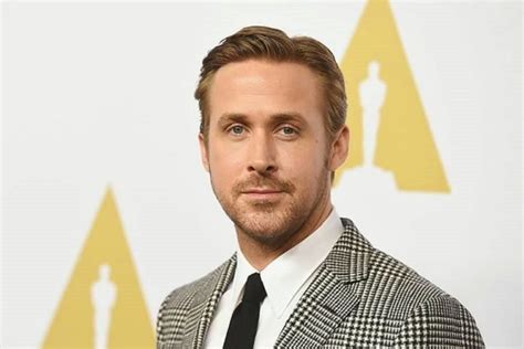 Actor Ryan Gosling's Biography And Latest Info With Photos