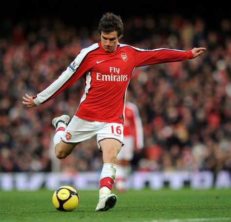 World Sports Hd Wallpapers: Aaron Ramsey Hd Wallpapers Arsenal