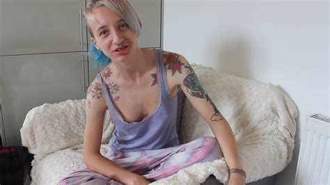 After 1 00 Nude Video On YouTube Nudeleted