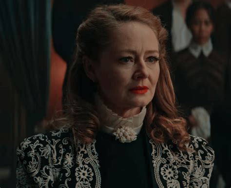 Miranda Otto as Zelda Spellman in Chilling Adventures of Sabrina Season ...