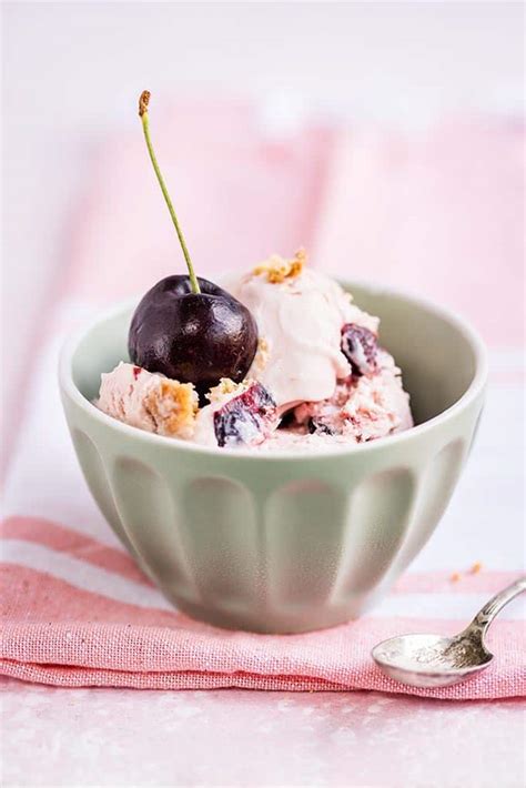 Bourbon Cherry No Churn Ice Cream Supergolden Bakes