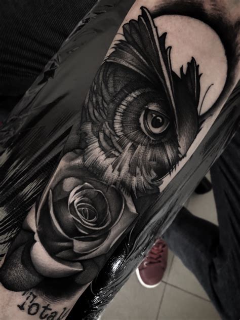 Share 68+ owl tattoo with roses - in.cdgdbentre