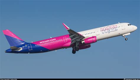 HA LXS Wizz Air Airbus A321 231 WL Photo By Stefan Blok ID 989805