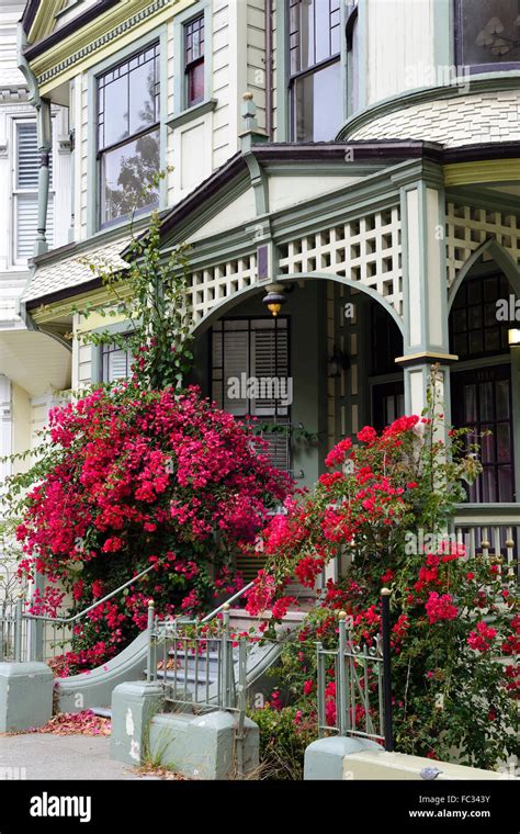 Colourful Victorian Town House In Lower Haight San Francisco