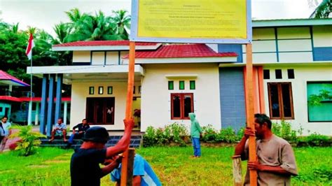 Polisi Sita Rumah Milik Mantan Sekda Buru Selatan Syharoel Pawa ZonaInfo