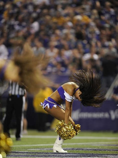 Pics Sultry Minnesota Vikings Cheerleaders