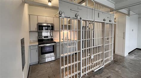 See Duluths Old St Louis County Jail Building As New Apartments