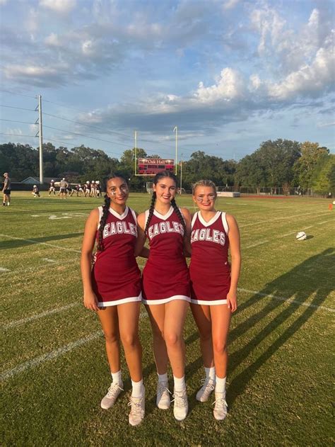 Pin By Big Al Williams On American Cheerleading Girls Hot Cheerleaders Cheer Team Cheer Pictures