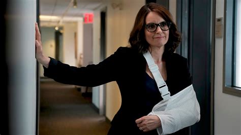 ‘S.N.L.’: Tina Fey Reprises Sarah Palin in a Star-Filled Season Finale - The New York Times