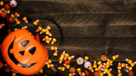 Ranking 8 Candy Corn Flavors From Worst To Best