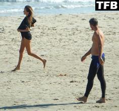 Isabel Lucas Sexy Seen Flaunting Her Hot Bikini Body At The Beach In Byron Bay AZNude