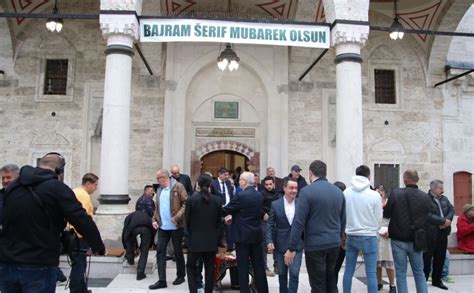 BANJA LUKA Vjernici klanjali bajram namaz u Ferhadija pašinoj džamiji