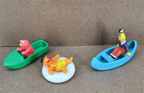 Sesame Street Elmo, Bert & Ernie Bath Toys | #4682216388