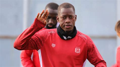 Sivassporlu Keita Cluj A Transfer Oldu Son Dakika Haberleri