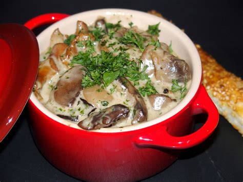 Cassolette de champignons et feuilleté maison Les recettes de Virginie