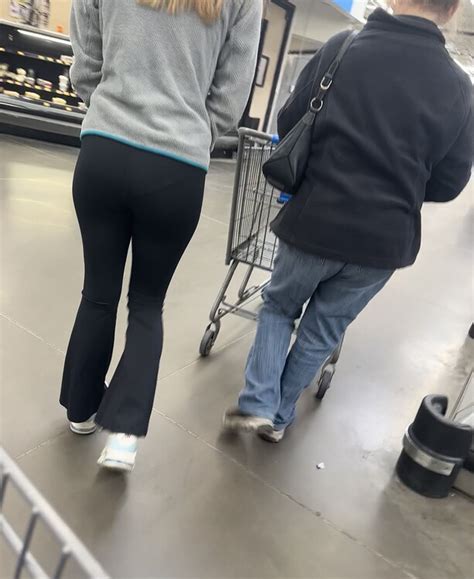 Nice Small Ass But With Perfect Vpl Spandex Leggings Yoga Pants