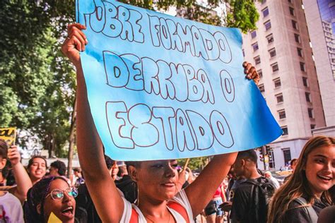 UNIÃO NACIONAL DOS ESTUDANTES on Twitter A luta pela revogação do