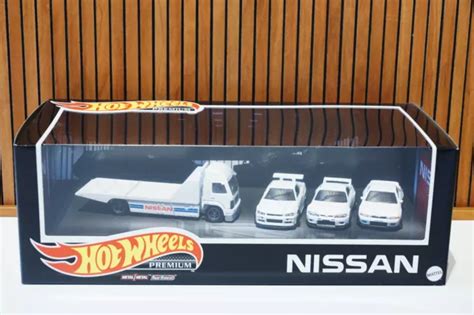 HOT WHEELS PREMIUM Nissan Skyline GT R R32 R33 R34 4 Car Set 1 64 NEU OVP EUR 125 00