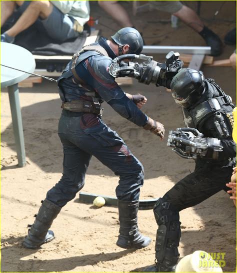 Captain America Crossbones Have An Epic Battle In Captain America