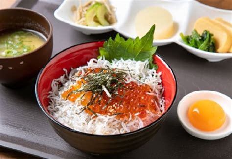 ＜真庭スタンドしげとう＞美容・健康効果が期待できるおばんざい｜大阪市中央区のおすすめグルメなら旅色