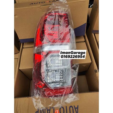 TOYOTA HILUX VIGO Year 2011 2015 TAIL LAMP LAMPU BELAKANG ORIGINAL KUN