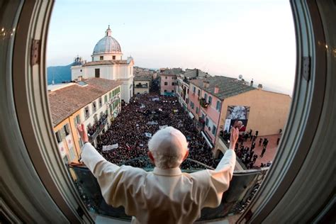 A 10 Años De La Renuncia De Benedicto Xvi El Insomnio Que Lo Torturaba