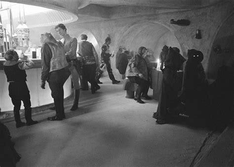 Reasons Why The Mos Eisley Cantina Is So Special Starwars