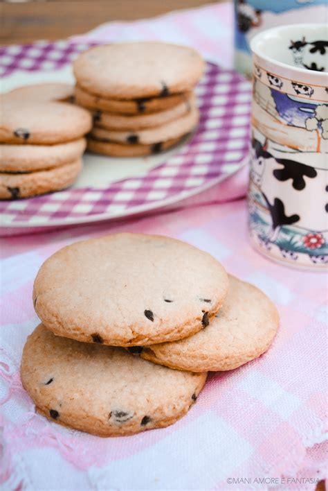 Biscotti Senza Uova Facili Con Burro E Gocce Di Cioccolato Dolci