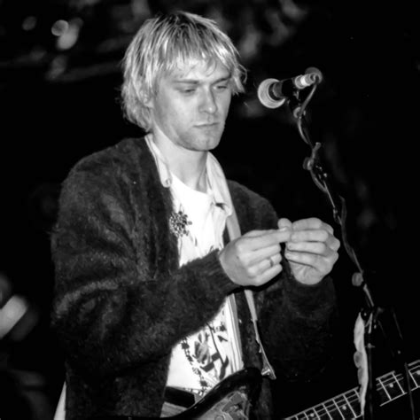 Kurt Cobain Tra Mito E Leggenda Trent Anni Dalla Morte Dell Idolo Del