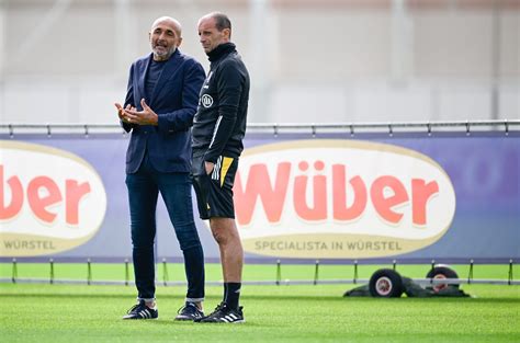 Juve Che Sorpresa Spalletti Assiste Allallenamento Insieme Ad Allegri