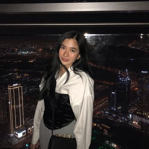 Pin By Yuji On Bini Pretty Brunette Aesthetic Dress Pretty Selfies