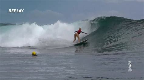 Tati Weston Webb Cai Para A Repescagem Na Estreia Em Teahupoo Surfe Ge