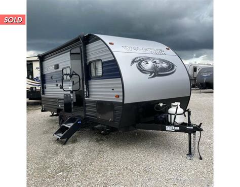 Pre Owned Cherokee Wolf Pup Bhs Hopper Rv