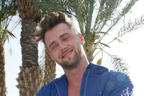 Too Hot To Handle Star Harry Jowsey Reveals Skin Cancer Diagnosis The