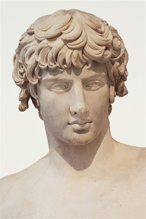 I Tried To Use My Decent Photoshop Skills To Colorize The Bust Of