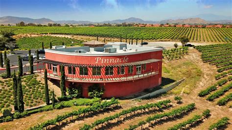 Pinnacle Restaurant at Falkner Winery | Temecula, CA