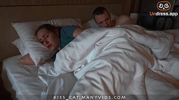 Stepmom Caught Stepson Jerking Off To Her Naked Pic From Undress App And Shares Bed In Hotel