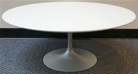 Lot Eero Saarinen For Knoll Th Anniversary Tulip Coffee Table