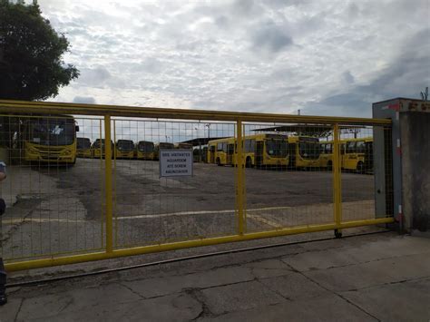 Greve De Trabalhadores Do Transporte Coletivo Urbano Entra No Dia Em