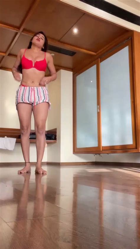 Hot Bollywood On Twitter Hot Sexy Sofia Ansari In Red Bra Panty Sofiaansarihot Hotreels