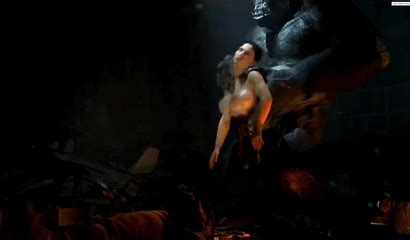 King Kong Raps A Hot Brunette In The Dungeon