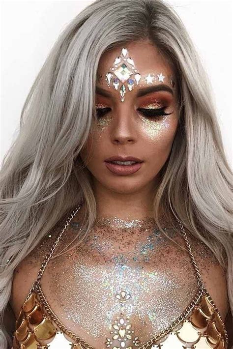 Pin By Mariana J On Maquillaje Festival Makeup Glitter Coachella