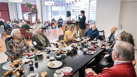 Dag Van De Mantelzorg Onzichtbare Helden In Het Zonnetje Gezet