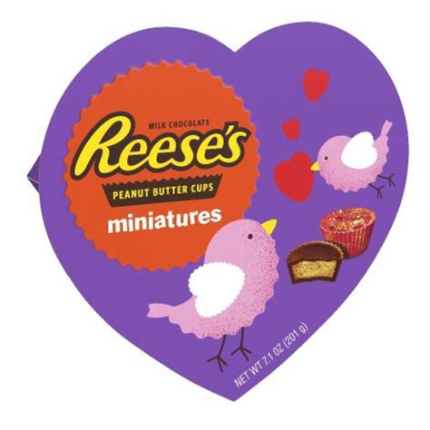 Reese S Valentine S Peanut Butter Cups Miniatures Heart Box 7 1 Oz King Soopers